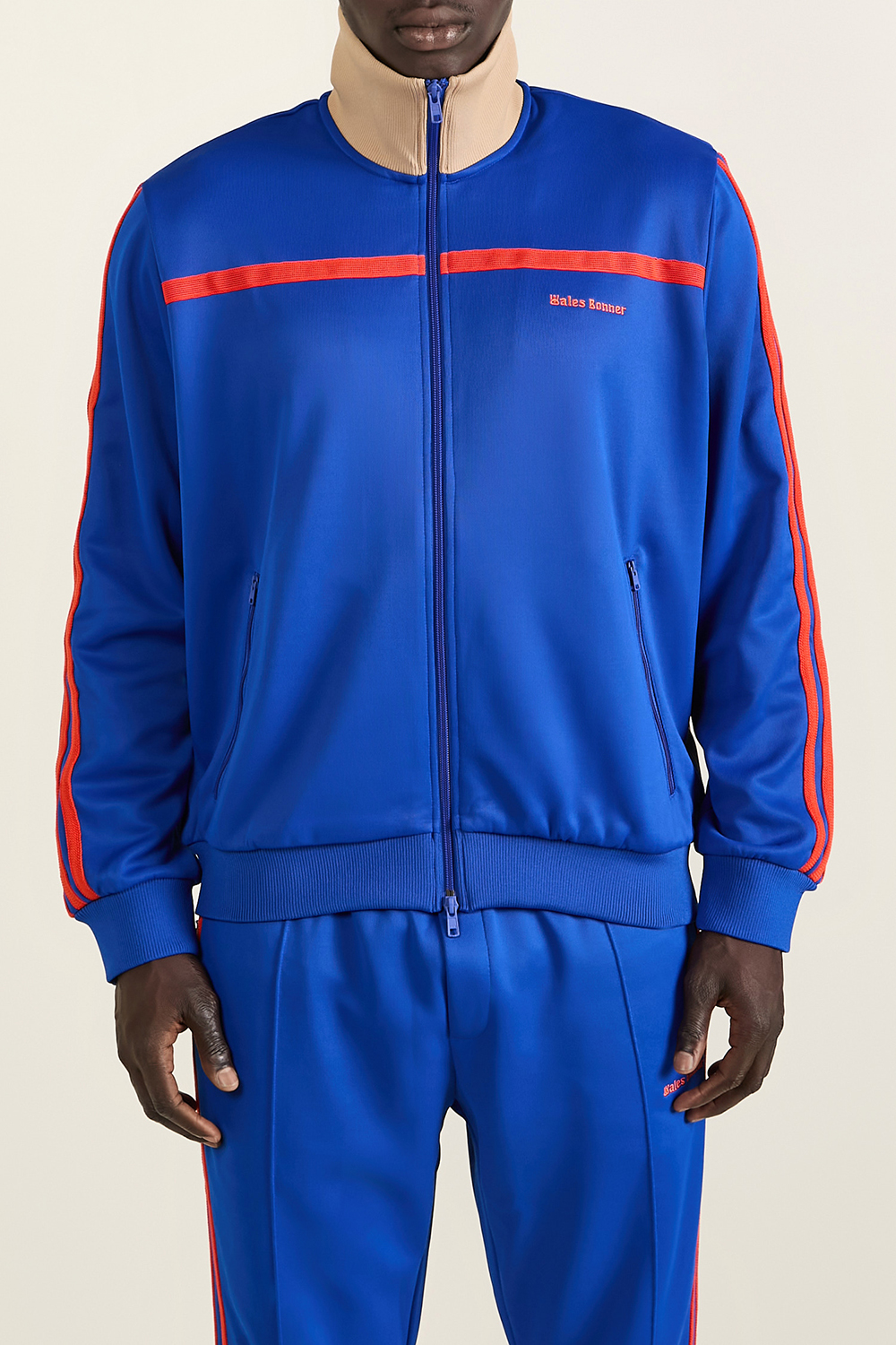 תמונת דוגמן קידמית של אדידס X וולס בונר ז'קט ADIDAS ORIGINALS