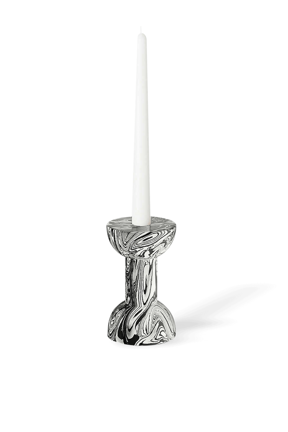 תמונה קידמית של פמוט דאמבל בשחור ולבן TOM DIXON