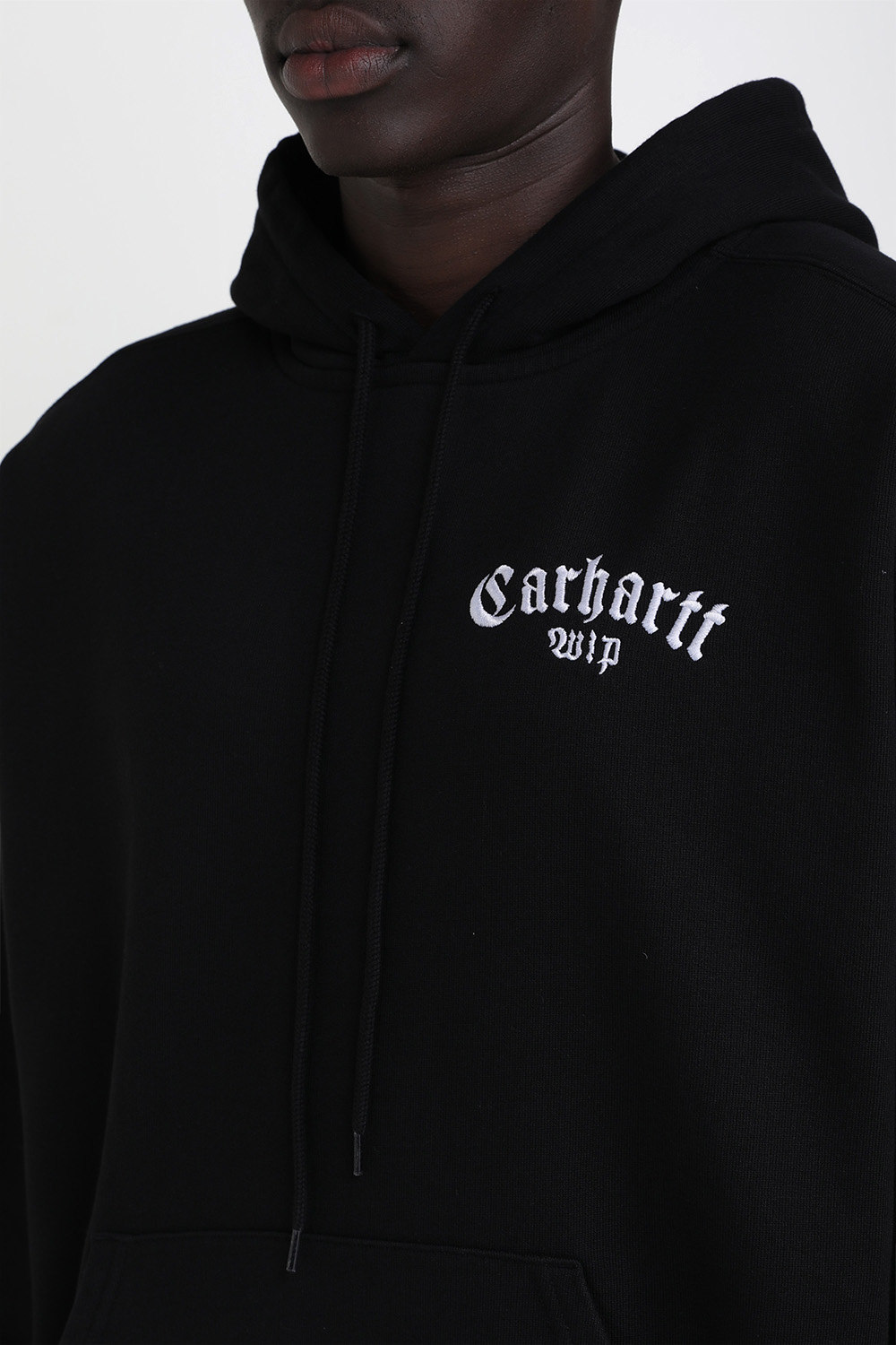 תמונת דוגמן אחורית של סווטשירט קפוצ'ון CARHARTT WIP