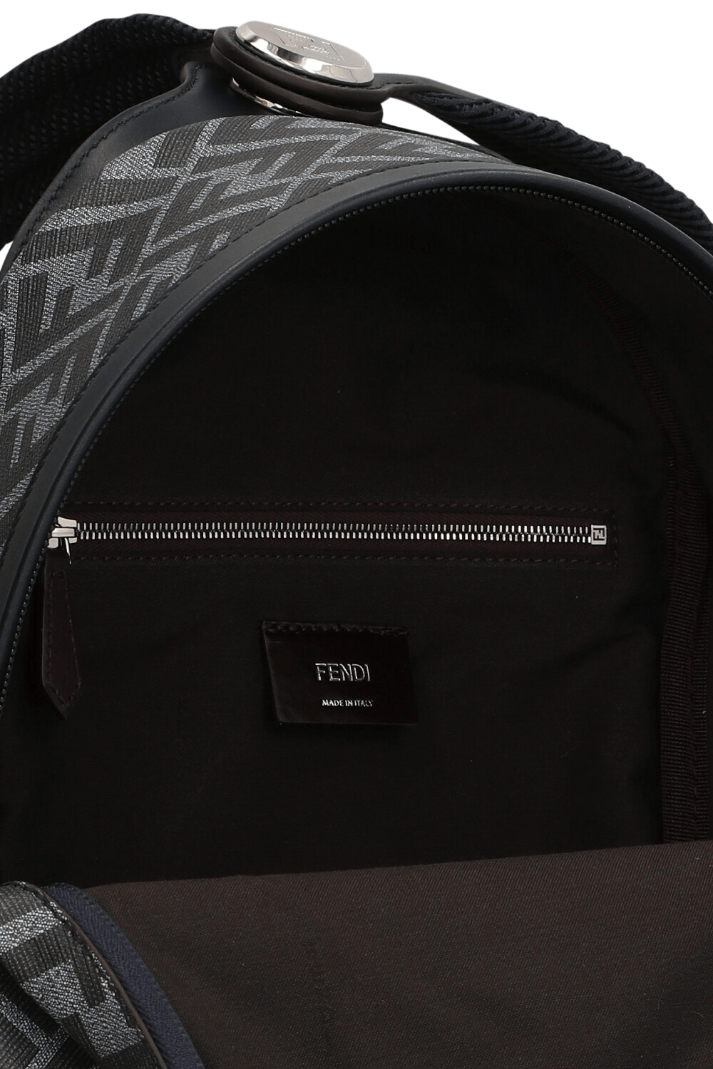 תמונת פנים של תיק גב FENDI