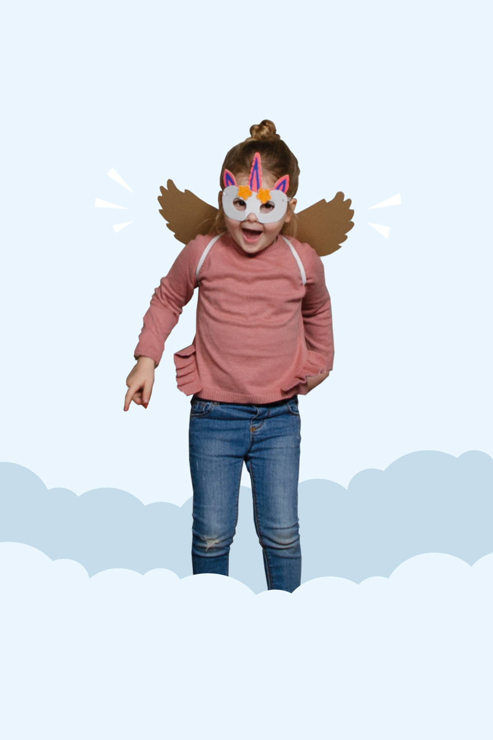 תמונת אווירה של מסיכה וכנפי חד קרן מקרטון ממוחזר MISTER TODY