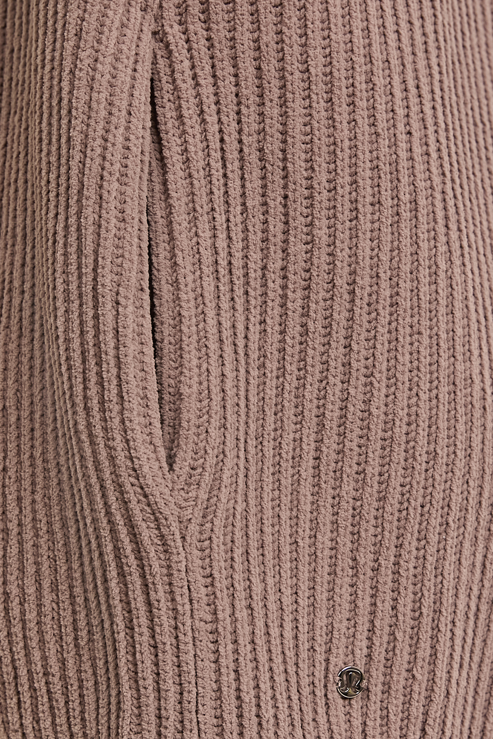 תמונת תקריב דוגמן של Knit Button-Front Cardigan LULULEMON