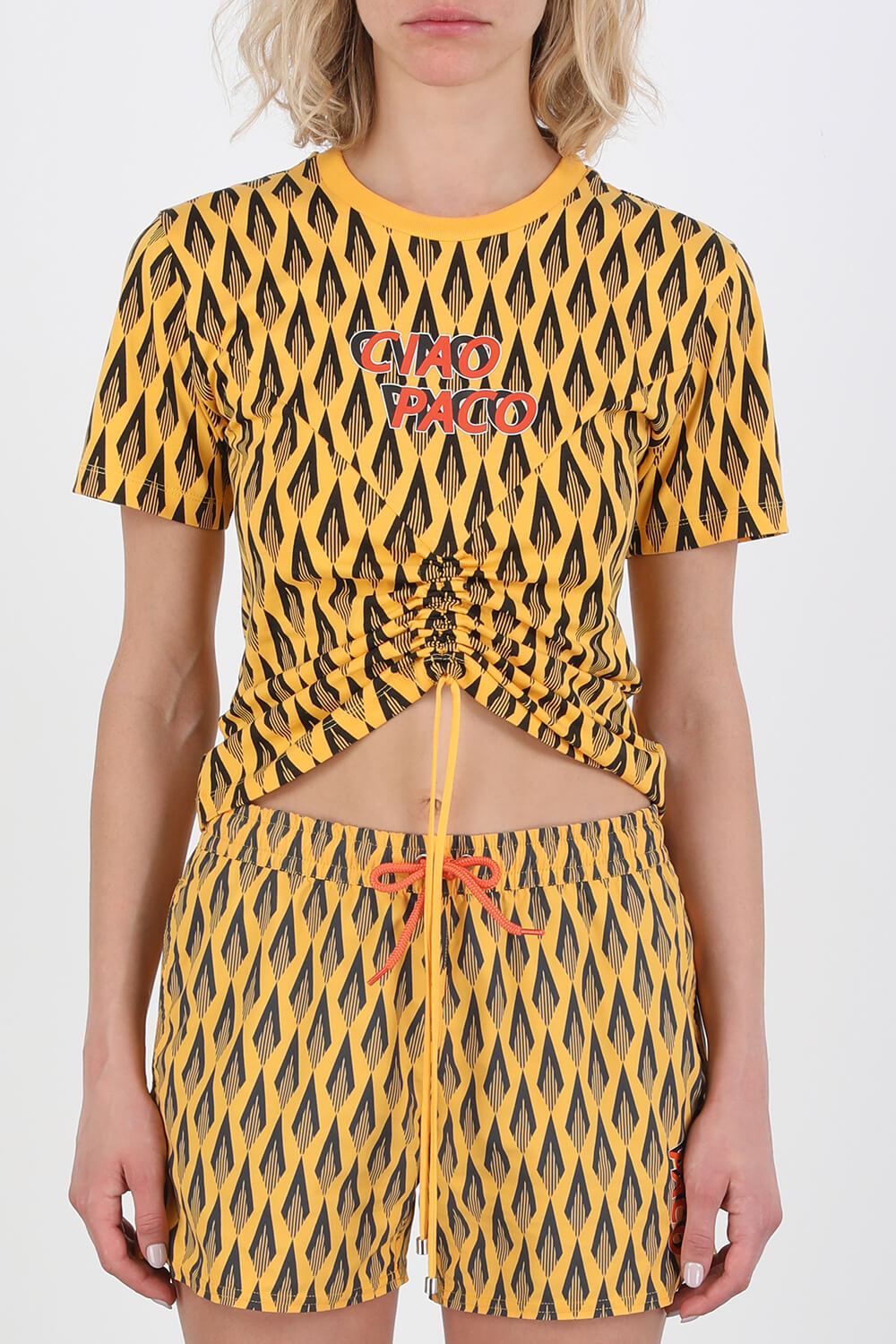 תמונת דוגמן קידמית של Ciao Paco Shirt in Yellow