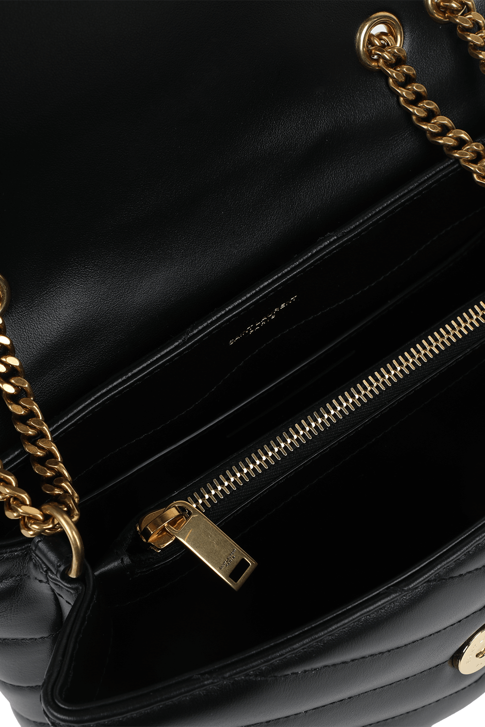 תמונת פנים של תיק לולו מעור שחור עם שרשרת זהב SAINT LAURENT