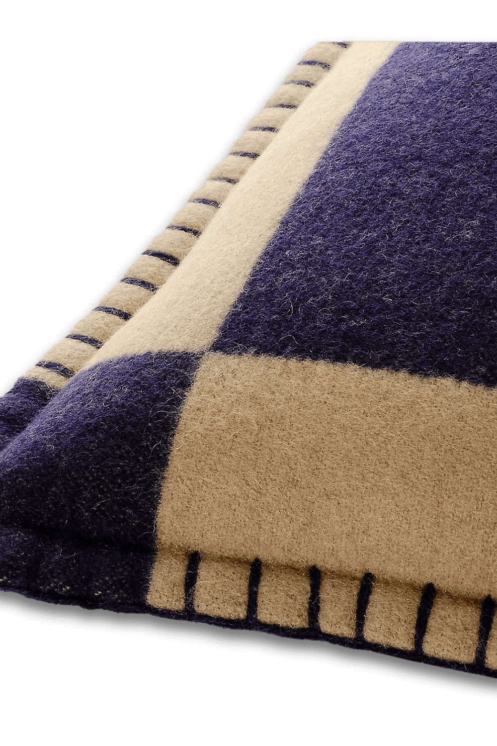 תמונה אחורית של כרית צמר לסלון RALPH LAUREN HOME