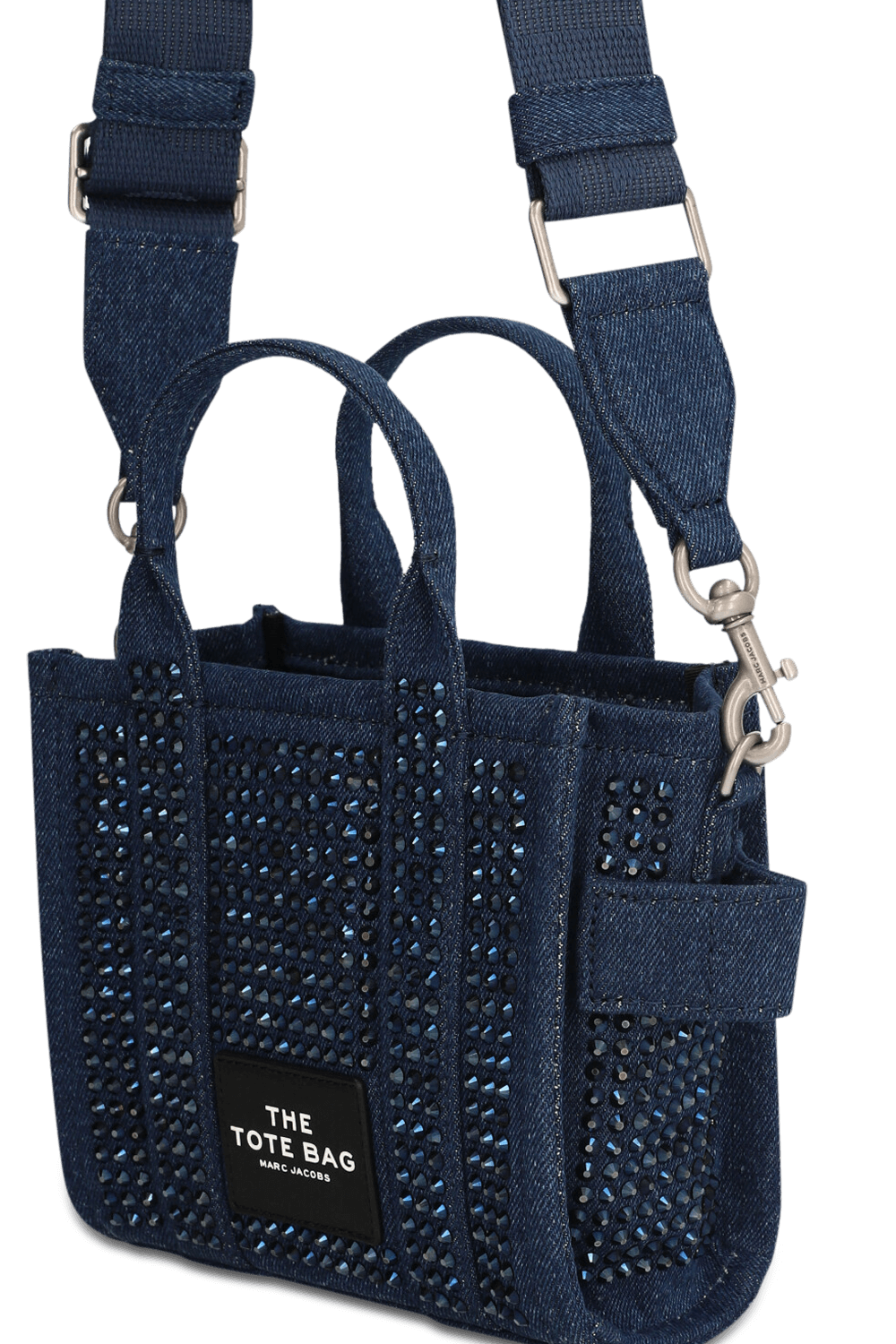 תמונת תקריב של תיק טוט קריסטלים MARC JACOBS