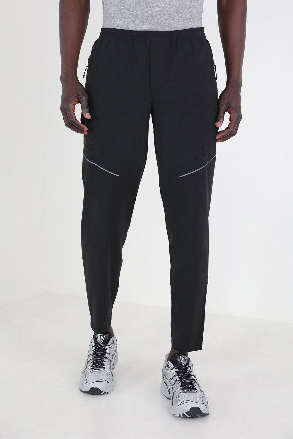תמונת דוגמן קידמית של Fast And Free Run Pant LULULEMON