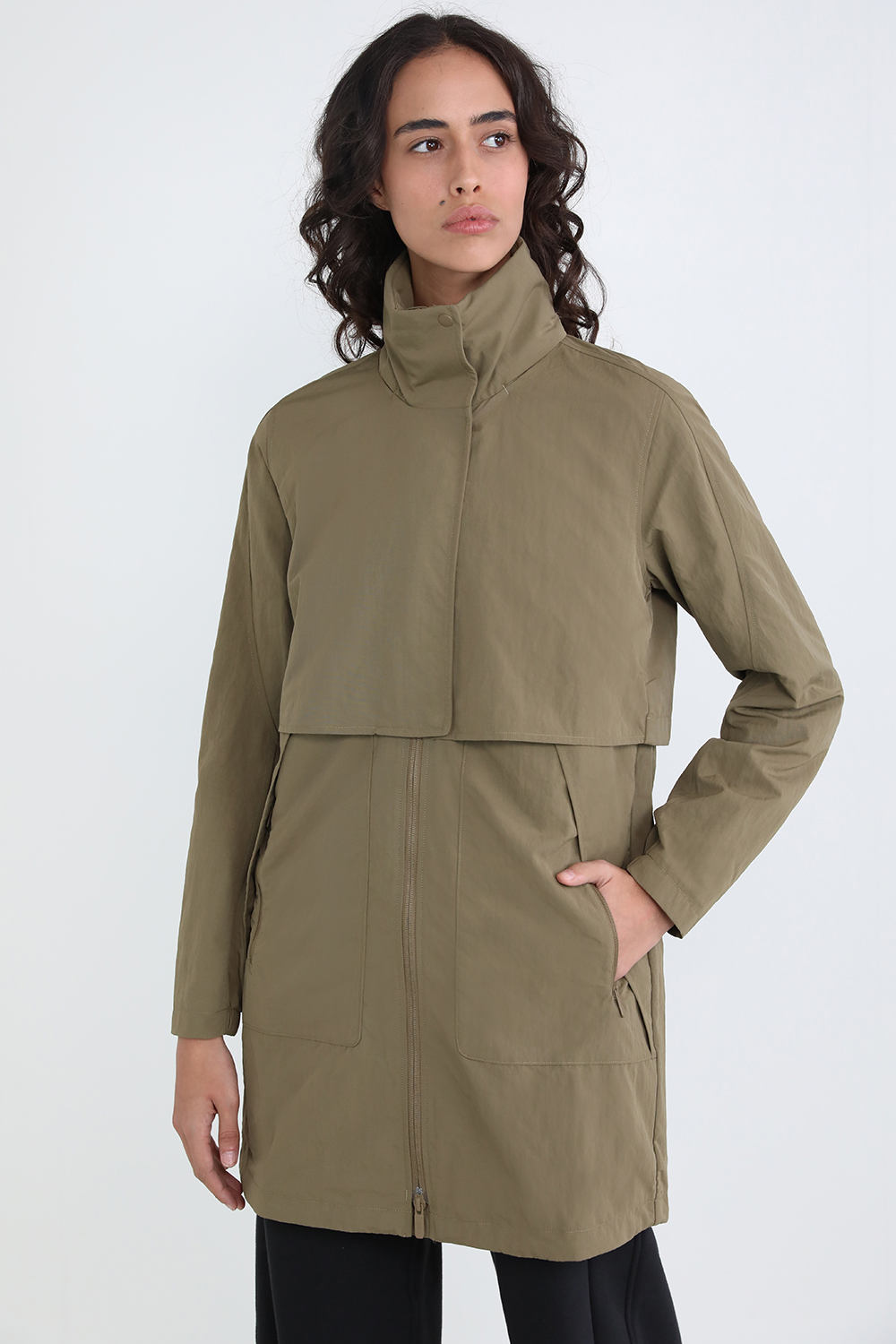 תמונת דוגמן קידמית של Always Effortless Jacket LULULEMON