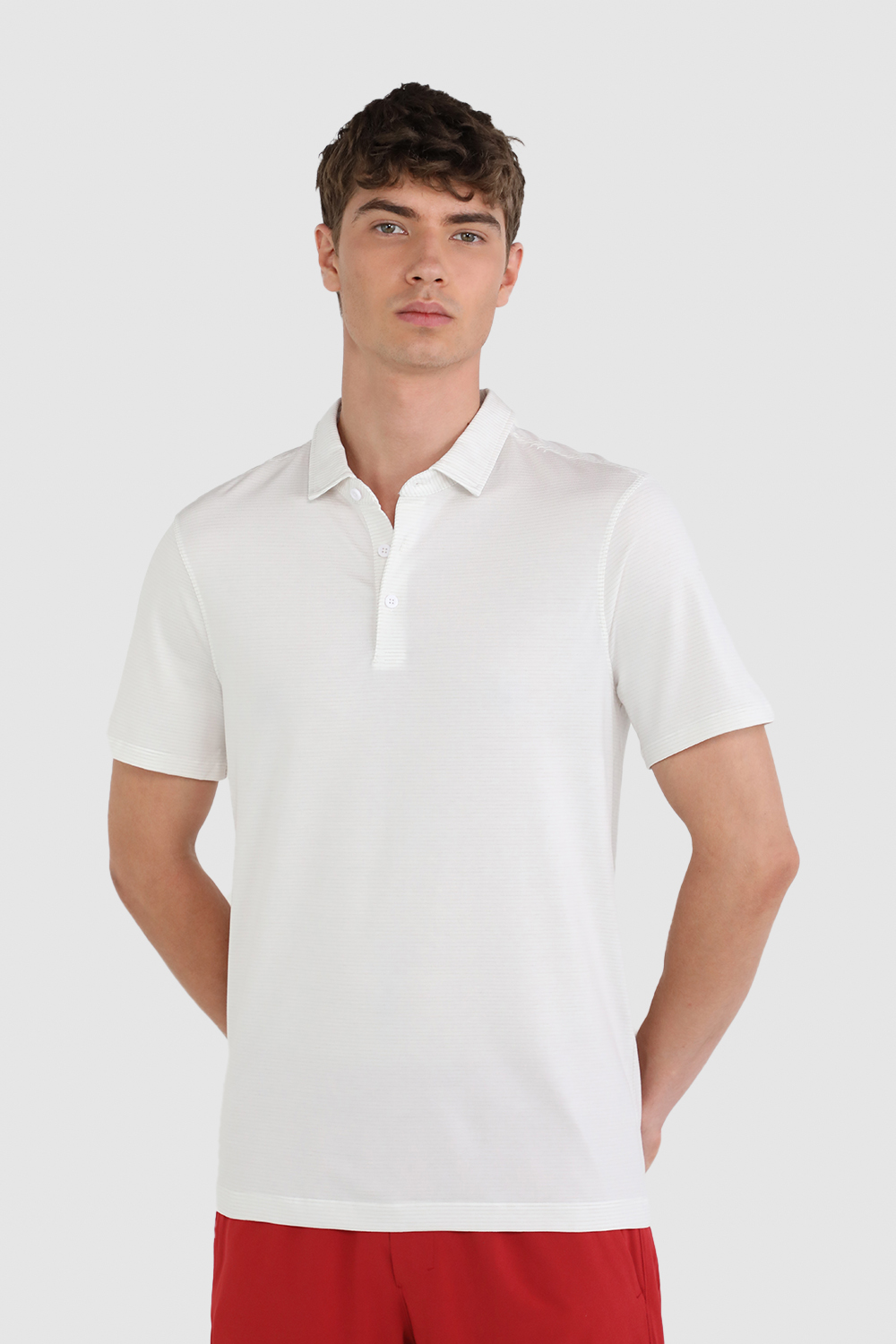 תמונת דוגמן קידמית של Evolution Short-Sleeve Polo