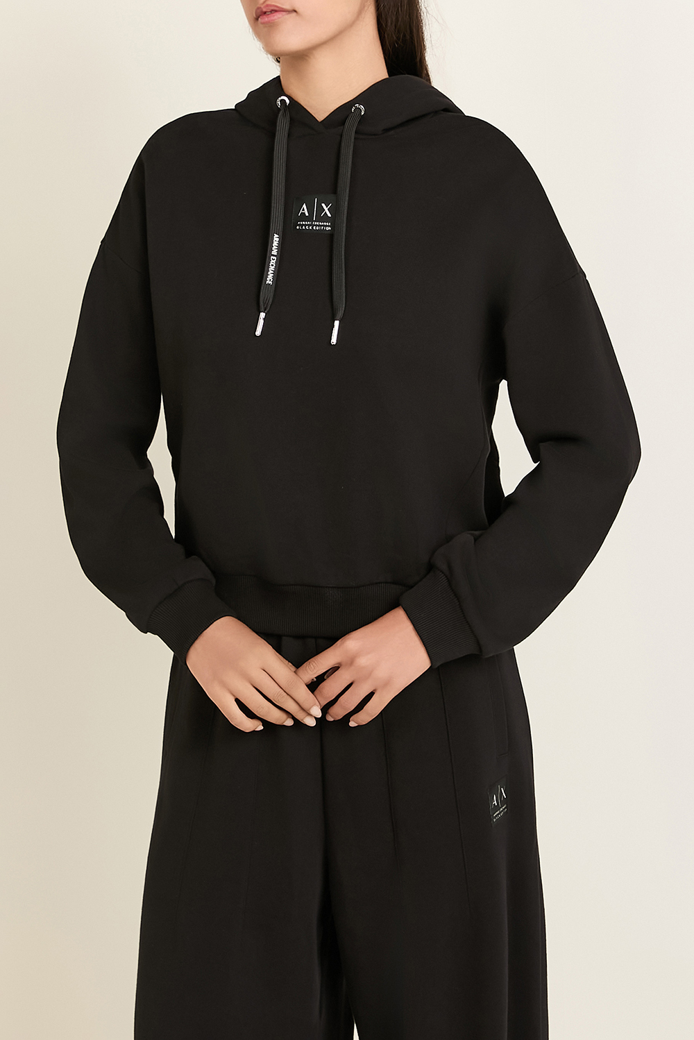 תמונת דוגמן קידמית של סווטשירט קפוצ'ון ARMANI EXCHANGE