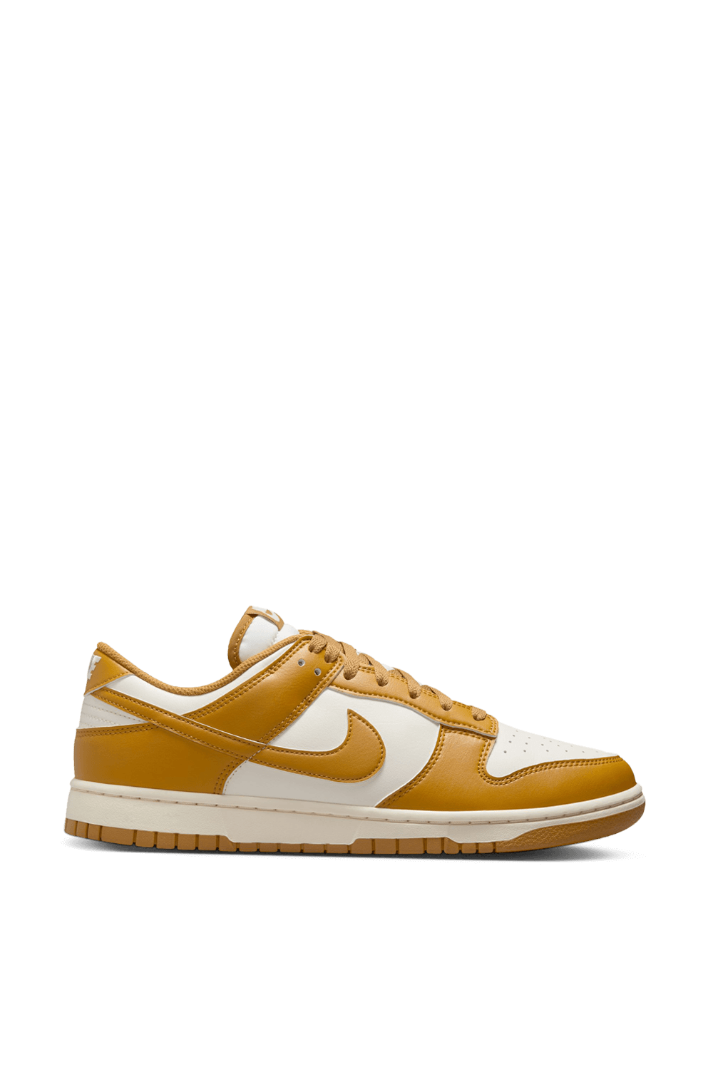 תמונה קידמית של נעלי סניקרס NIKE
