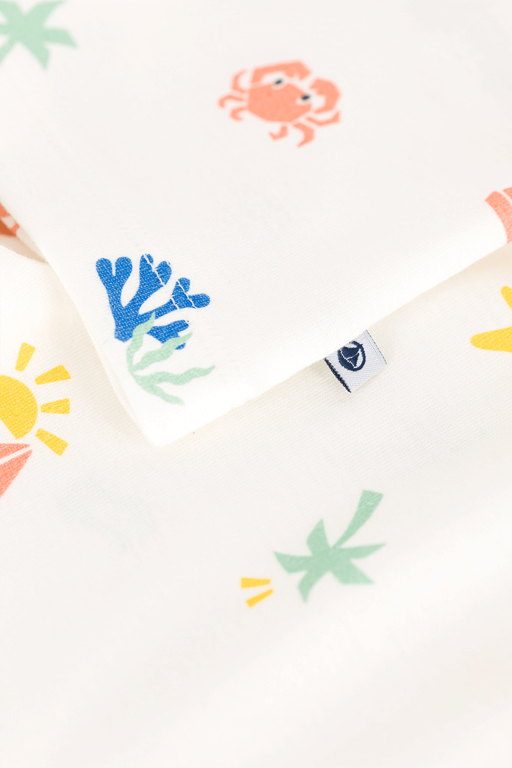 תמונת תקריב של סט פיג'מה קצרה - גילאים 6-12 שנים PETIT BATEAU