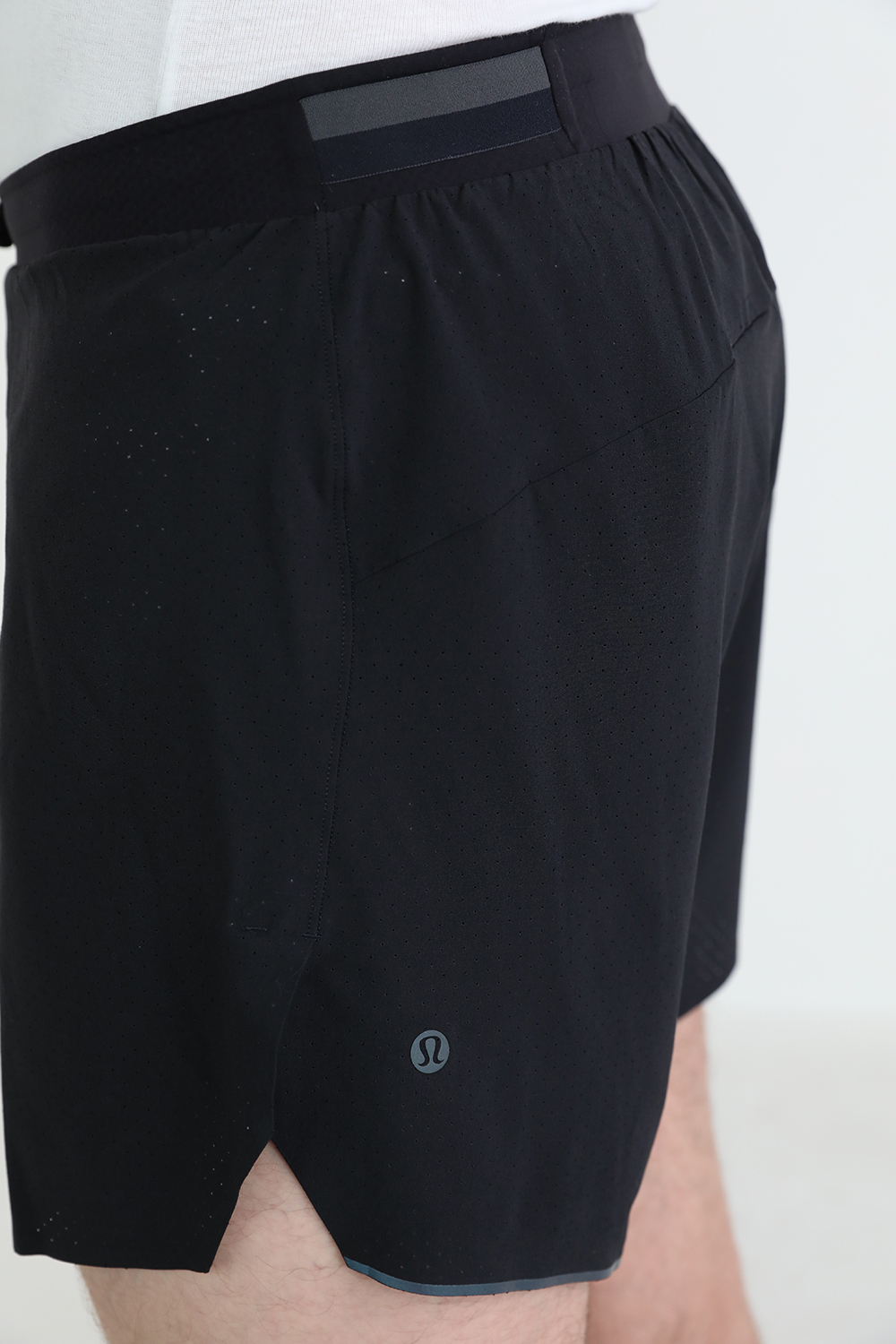 תמונת תקריב דוגמן של Fast and Free Linerless Short 6