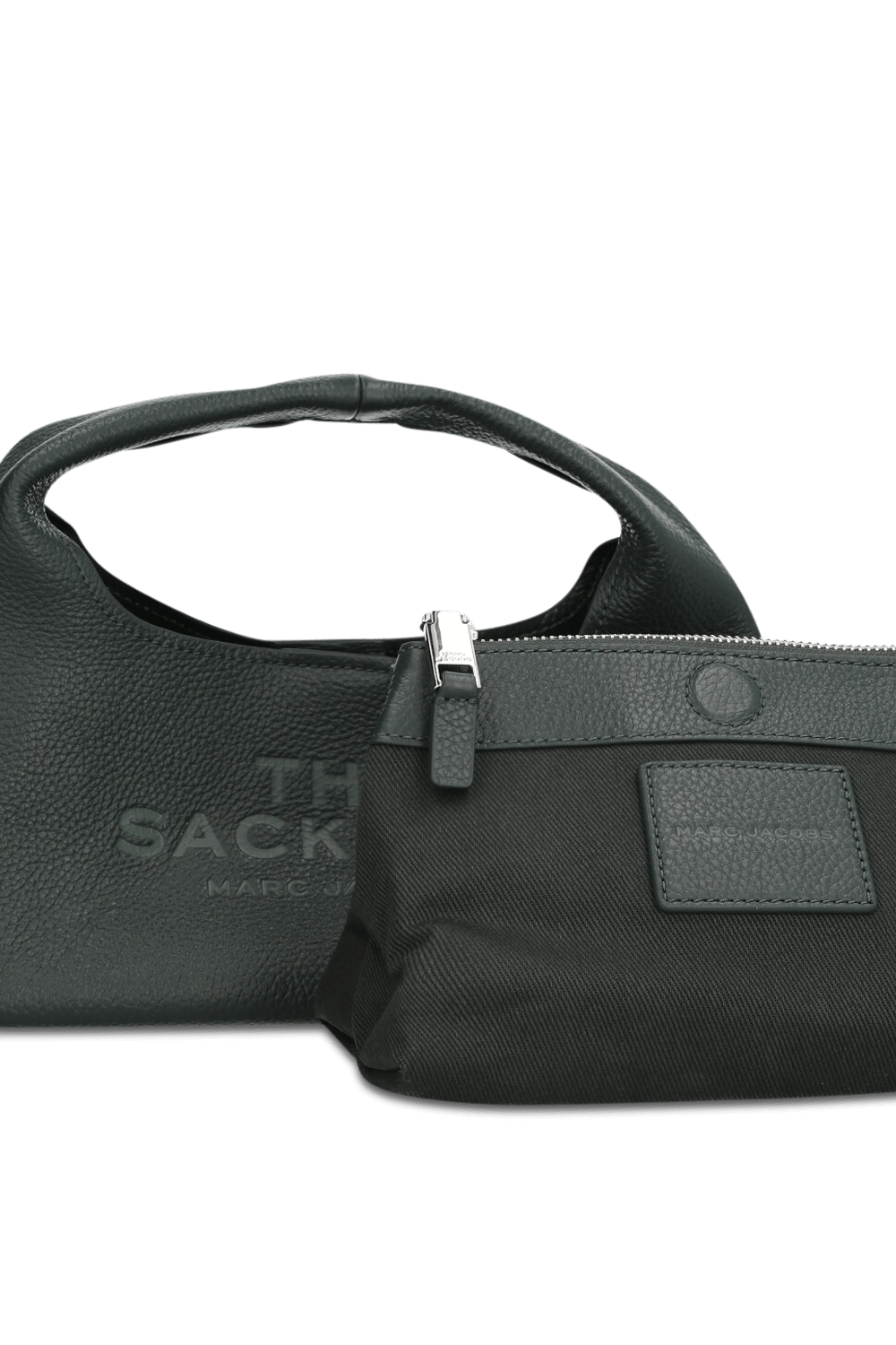 תמונת תקריב של תיק שק מיני MARC JACOBS