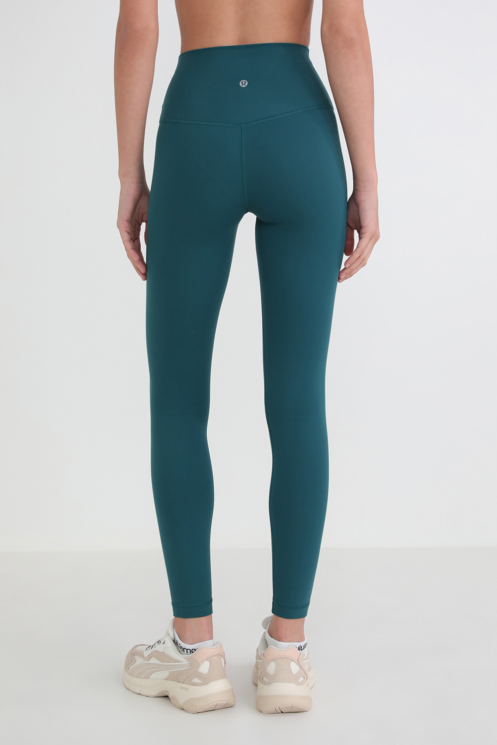תמונת דוגמן אחורית של Align HR Pant 25" Leggings