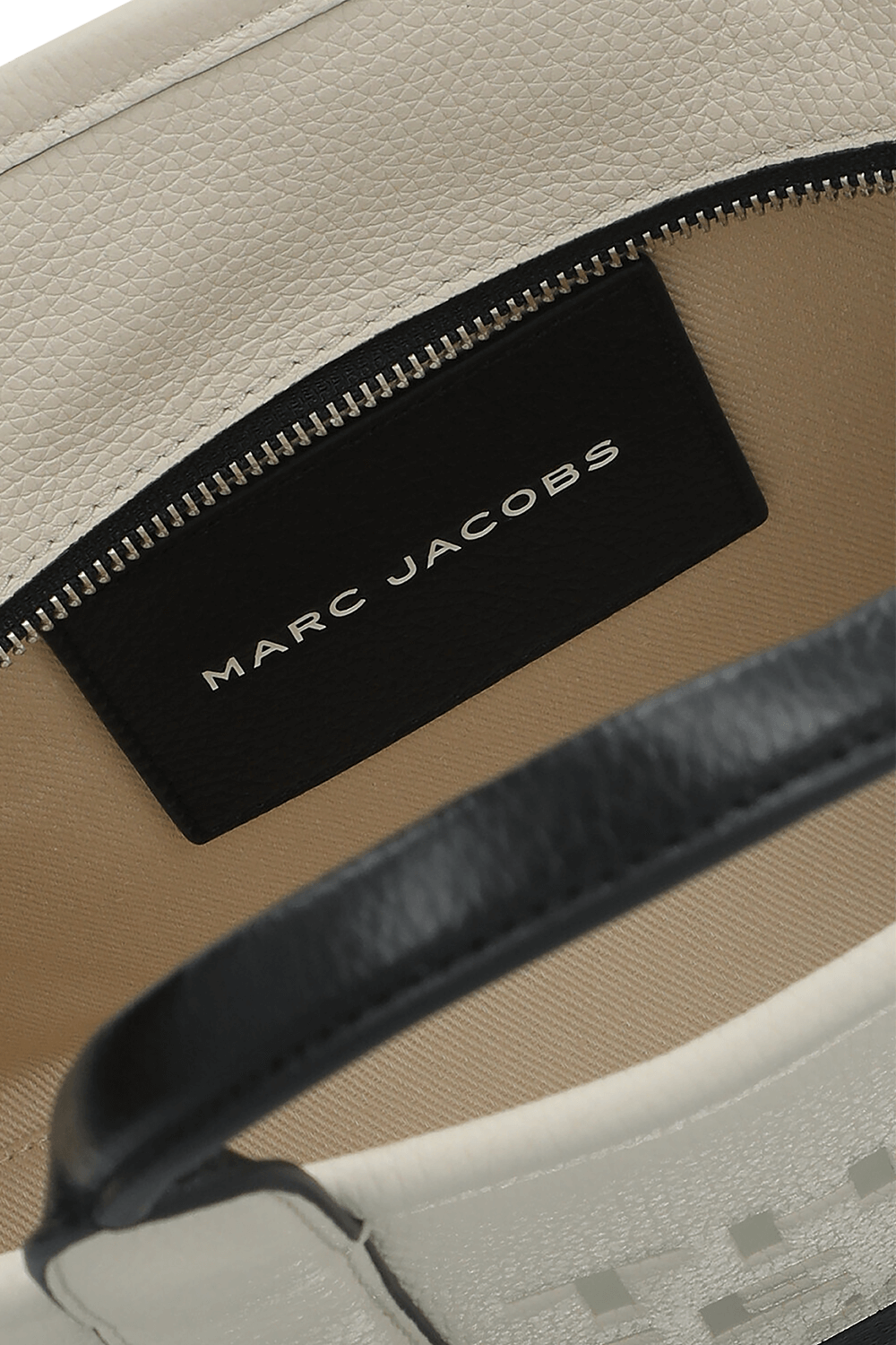 תמונת פנים של תיק נשיאה טוט בגודל סמול MARC JACOBS