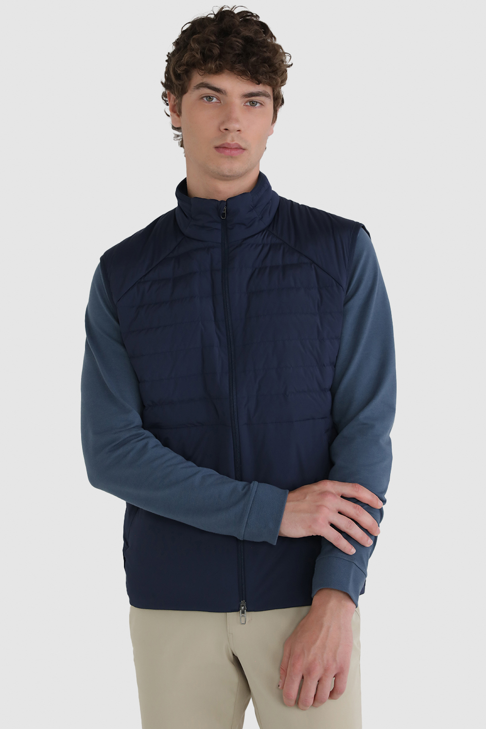 תמונת דוגמן קידמית של Down for It All Vest LULULEMON