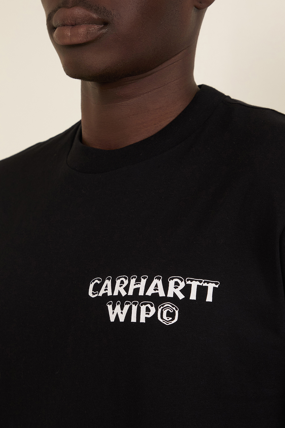 תמונת דוגמן אחורית של חולצת טי CARHARTT WIP