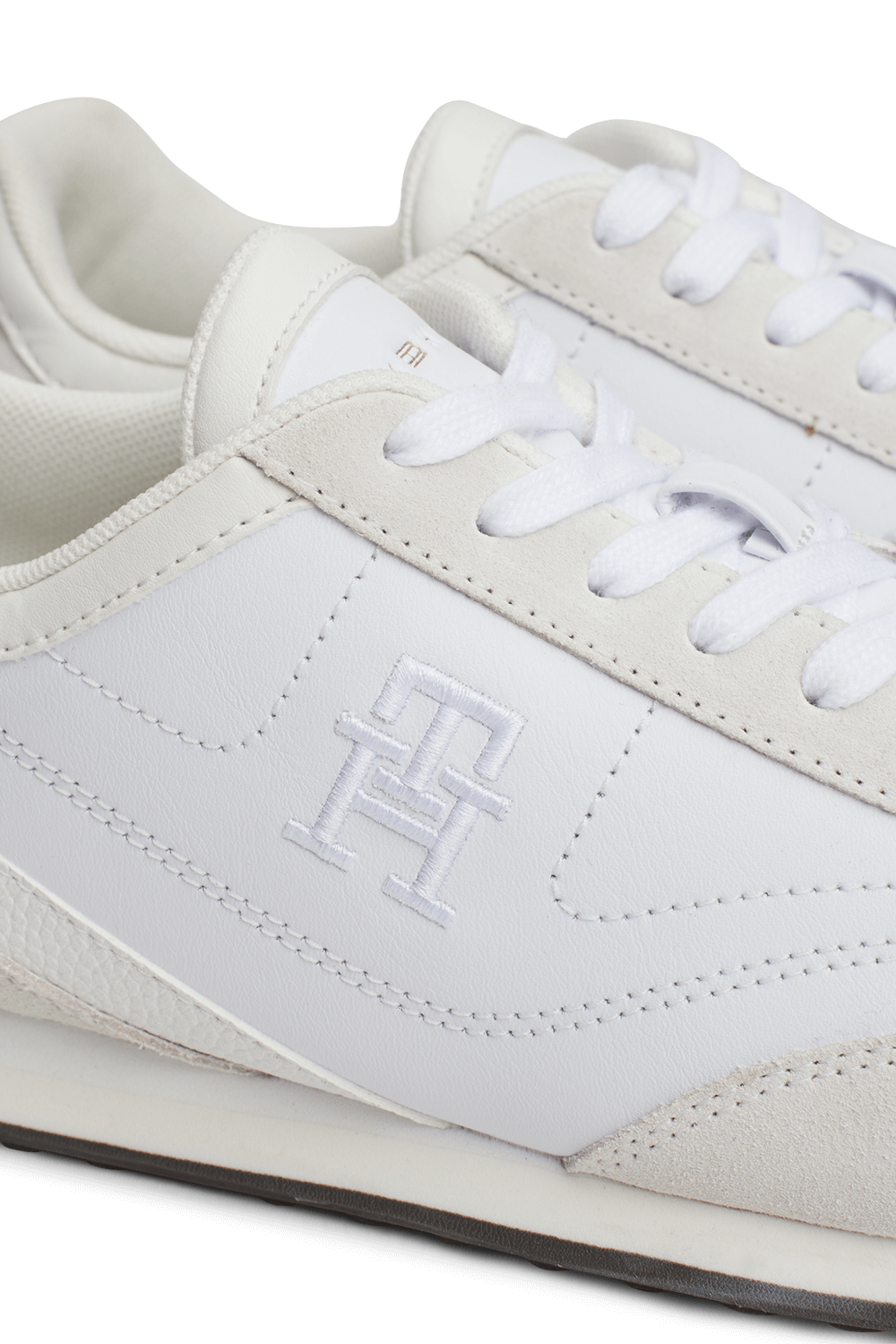 תמונת פנים של נעלי סניקרס TOMMY HILFIGER