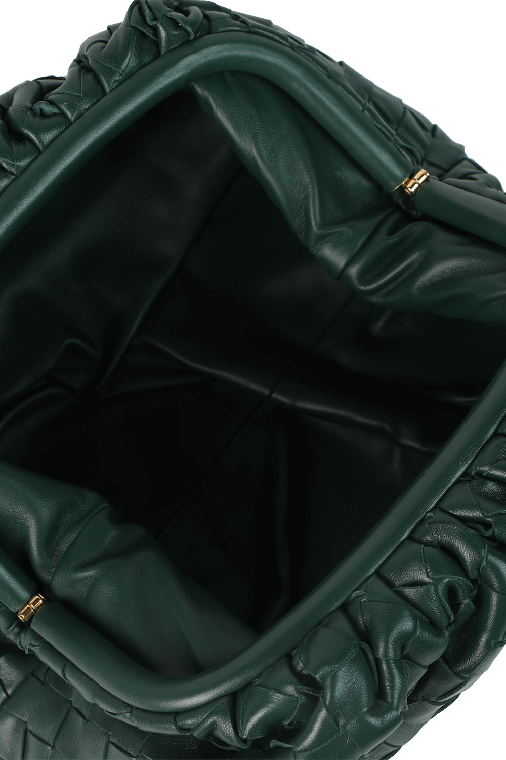 תמונת פנים של תיק טין פאוץ' מעור קלוע BOTTEGA VENETA