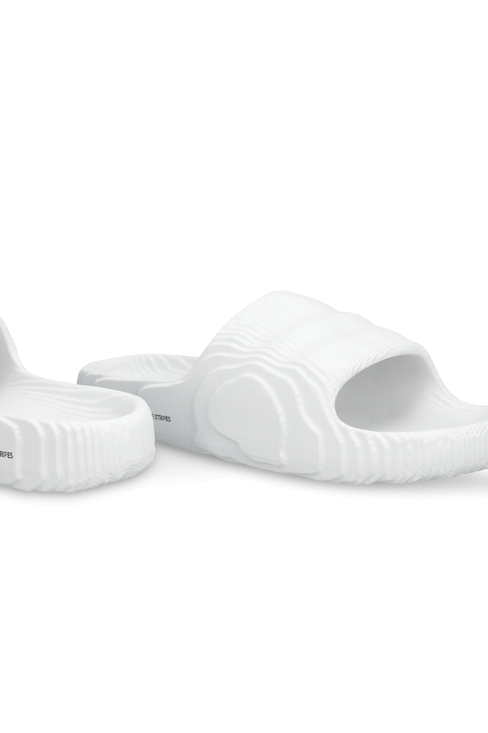 תמונת תקריב של כפכפי סליידס אדלייט ADIDAS ORIGINALS