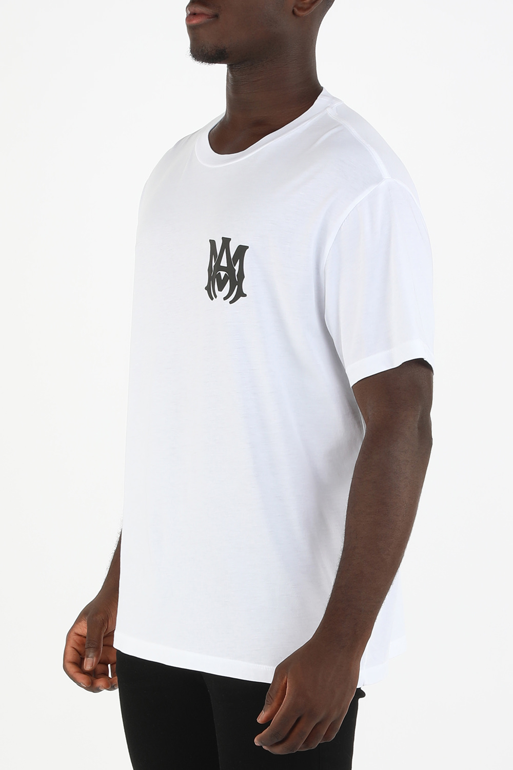 תמונת דוגמן קידמית של Ma Tee in White
