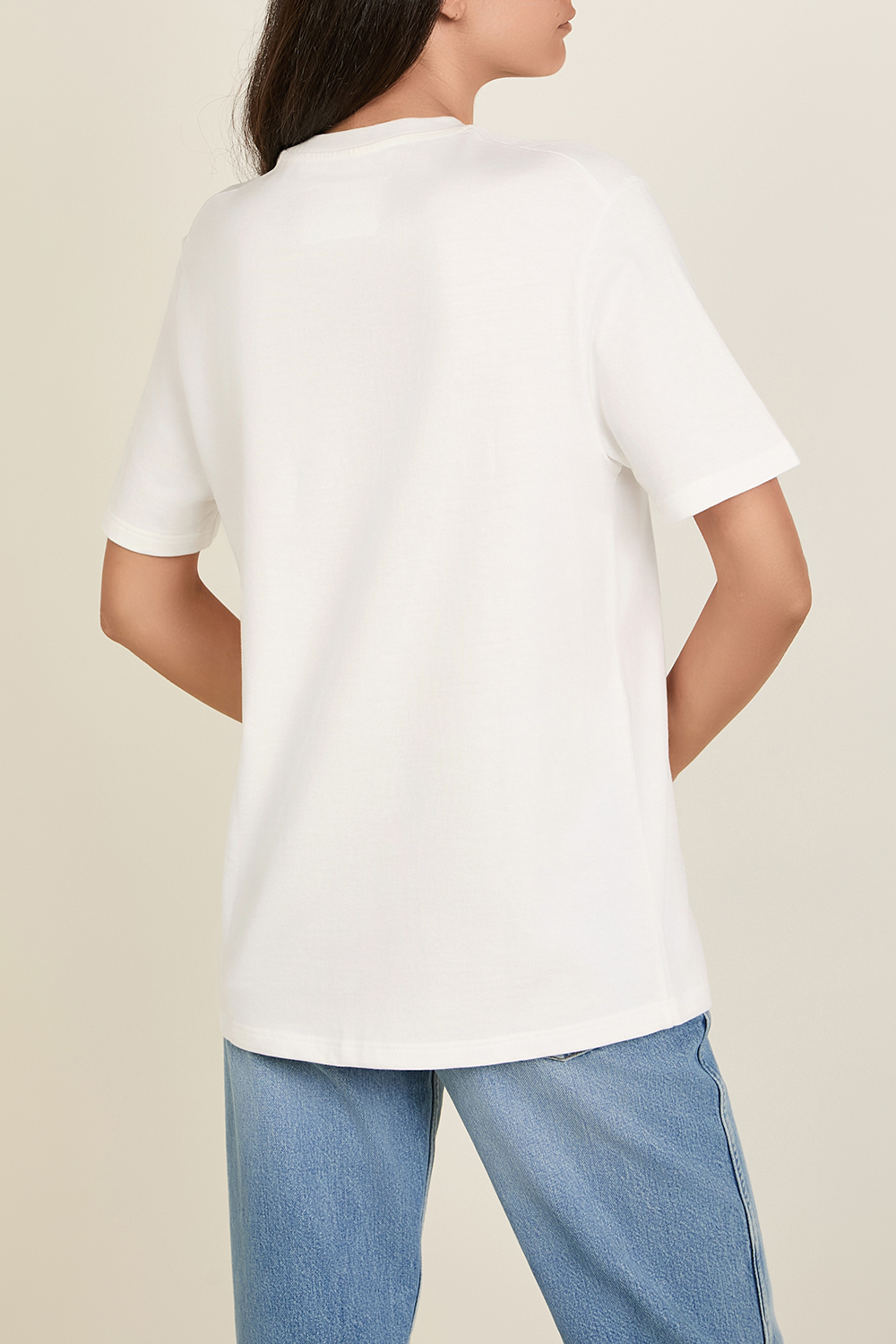 תמונת דוגמן אחורית של חולצת טי JIL SANDER