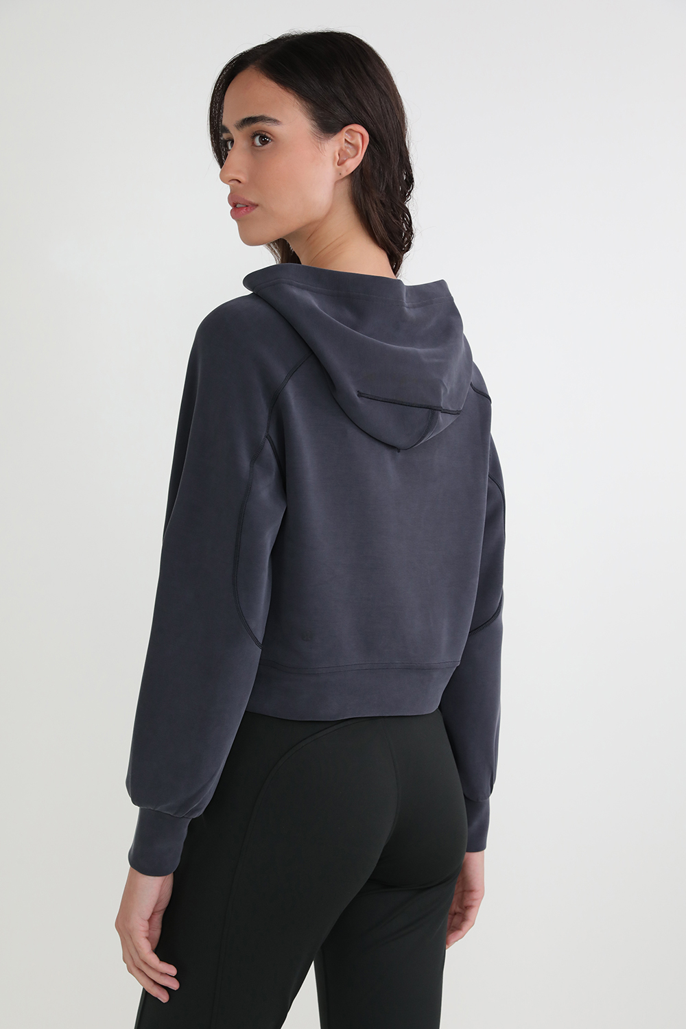 תמונת דוגמן אחורית של Softstream Hoodie