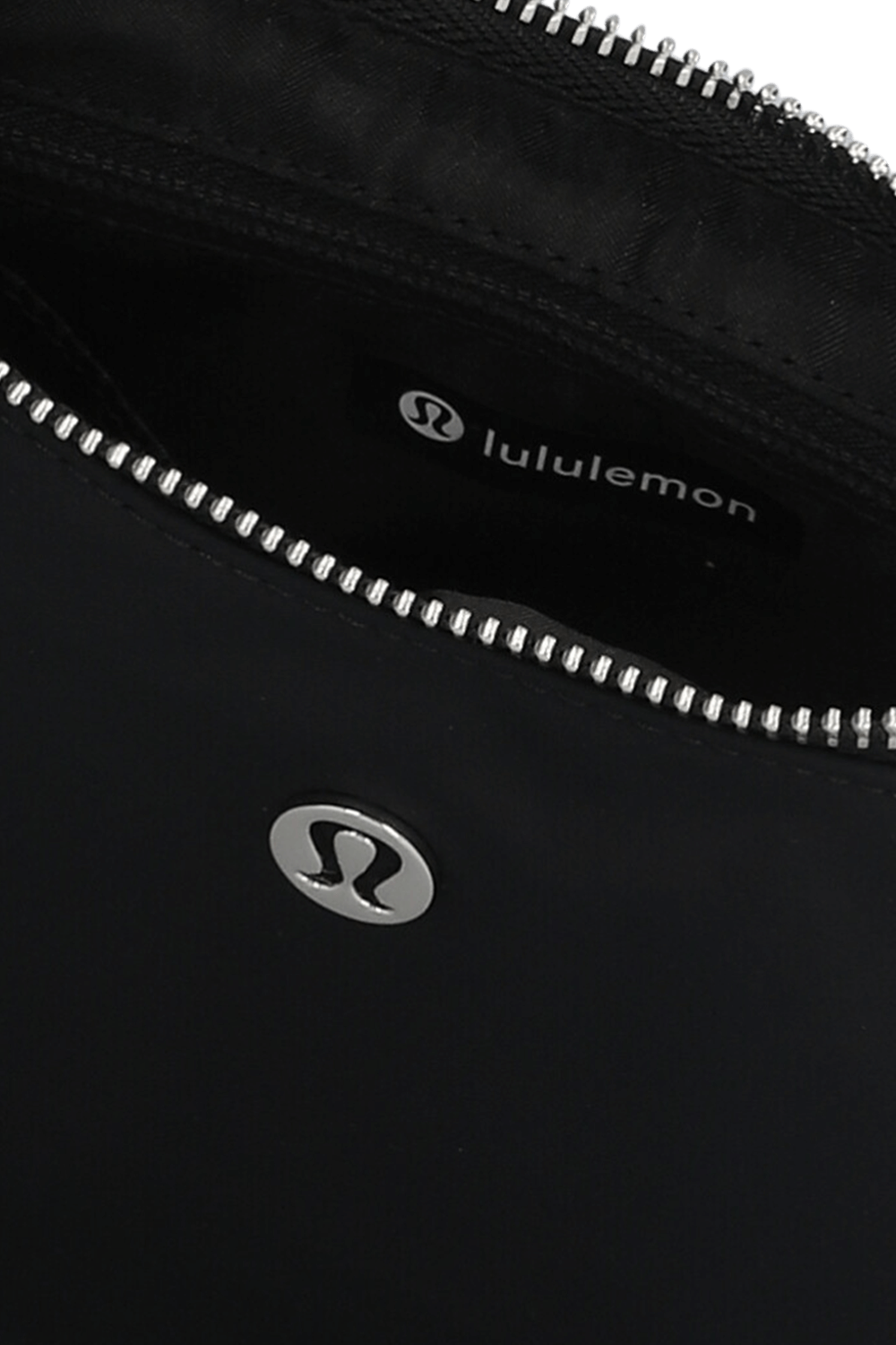 תמונת פנים של Adjustable Mini Shoulder Bag 3L LULULEMON