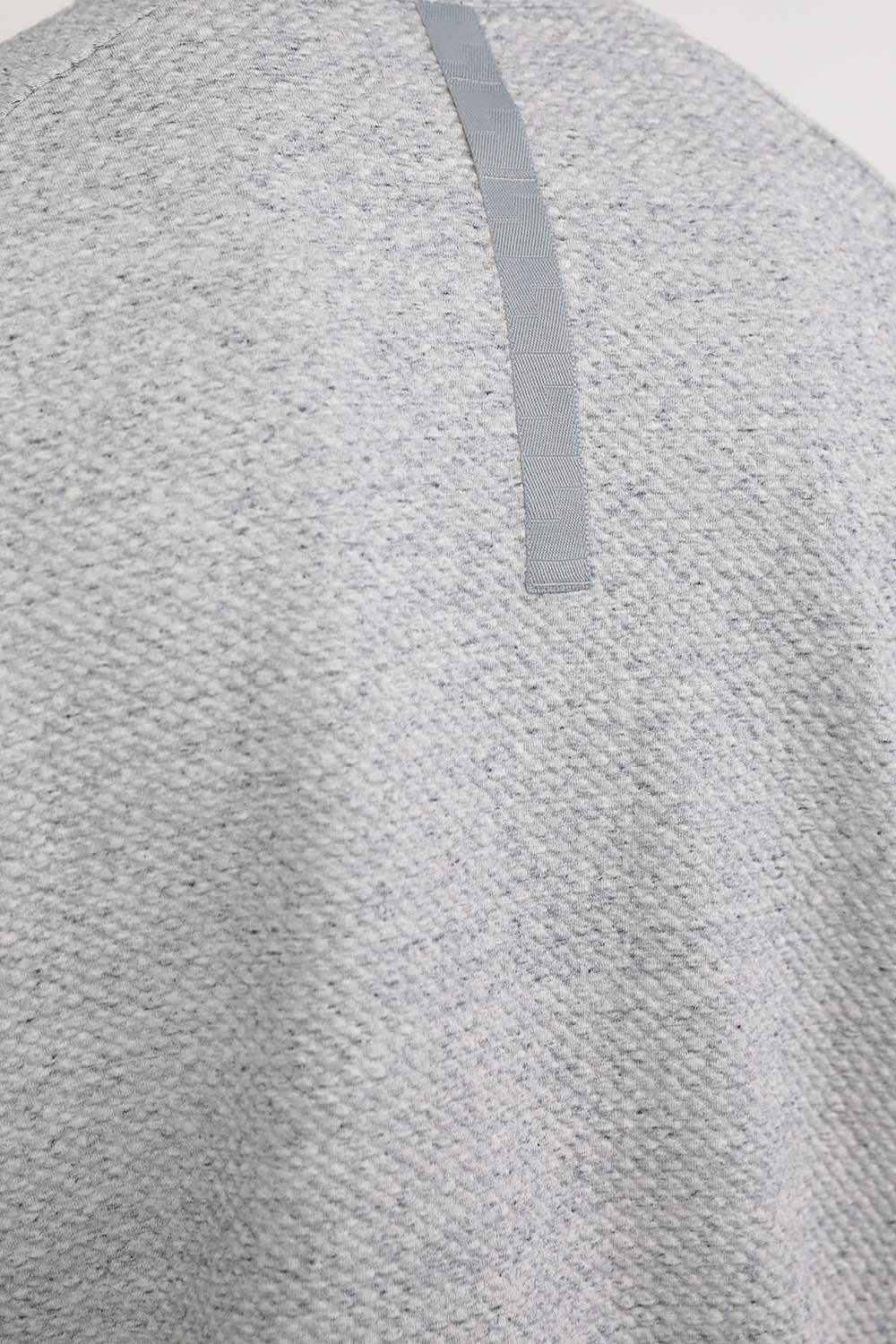 תמונת תקריב דוגמן של At Ease Hoodie