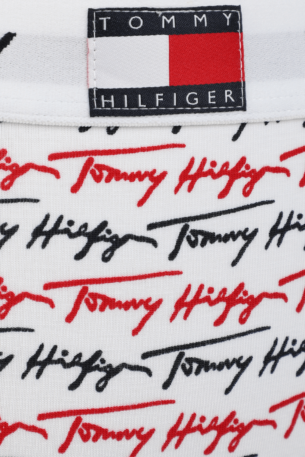תמונת תקריב של Signature Logo Print Thong in White