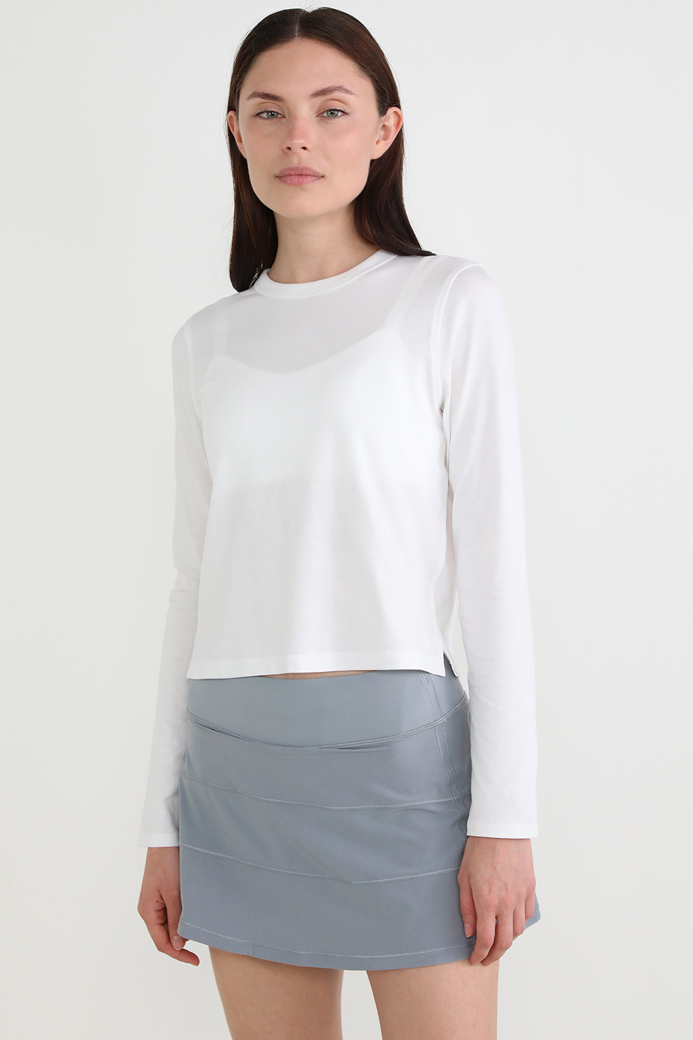 תמונת דוגמן קידמית של Classic-Fit Cotton-Blend Tee