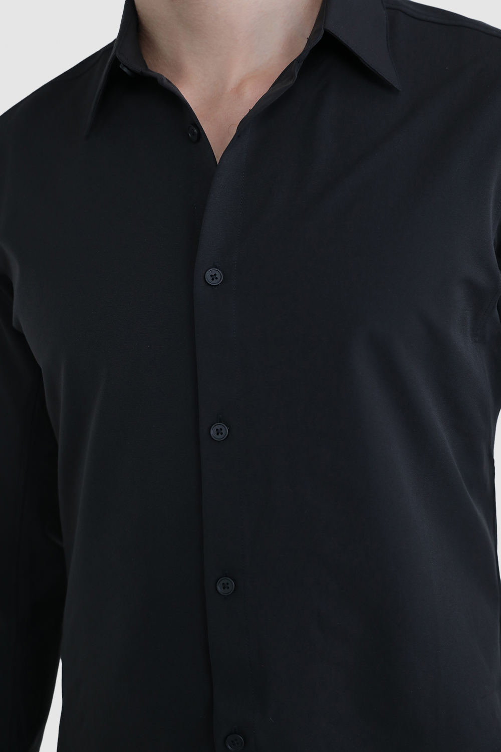 תמונת תקריב דוגמן של New Venture Slim-Fit Long-Sleeve Shirt