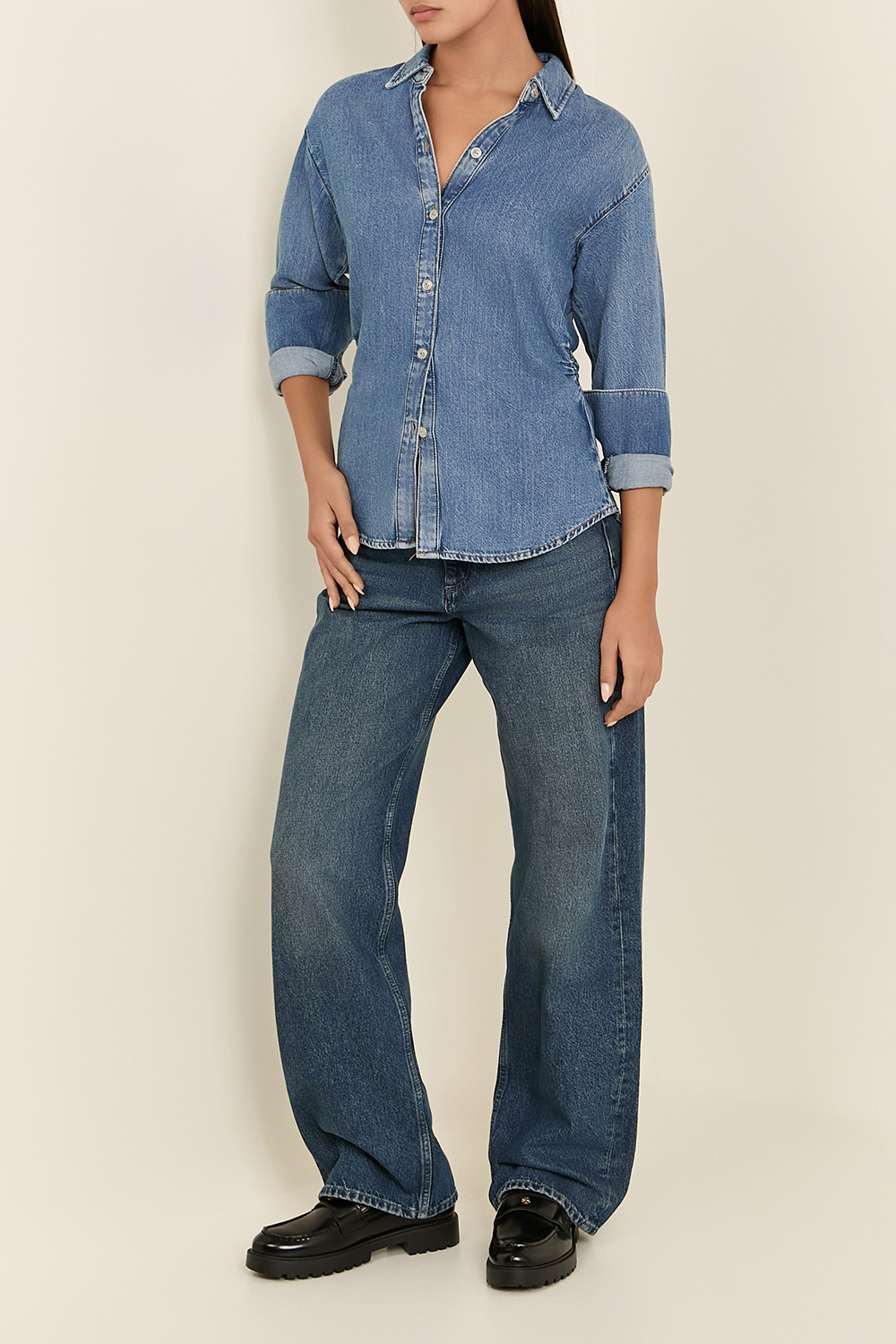 תמונת דוגמן קידמית של נעלי מוקסינים TORY BURCH