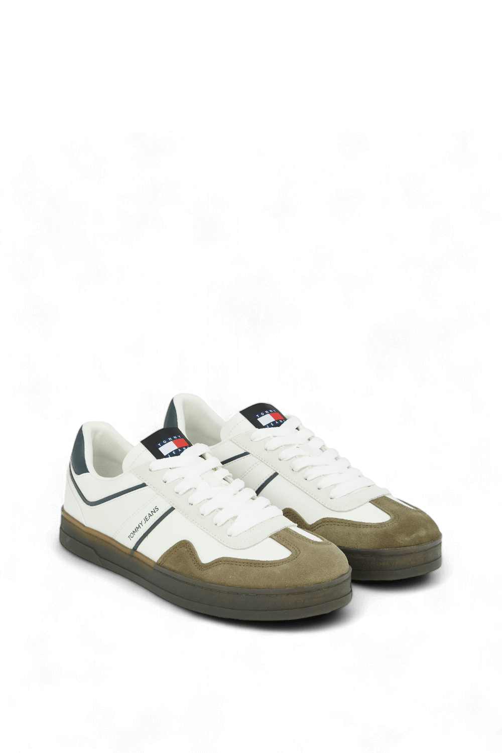 תמונה אחורית של נעלי סניקרס גריניץ' רטרו TOMMY HILFIGER