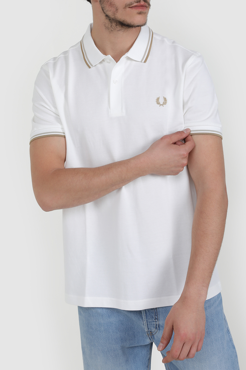 תמונת דוגמן קידמית של חולצת פולו קצרה FRED PERRY