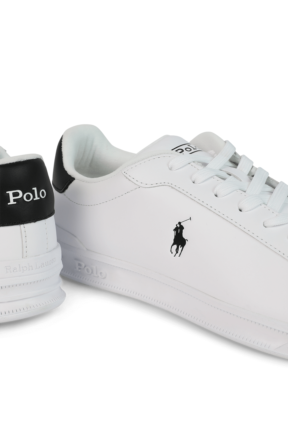תמונת תקריב של סניקרס מעור ברכיסה נמוכה POLO RALPH LAUREN