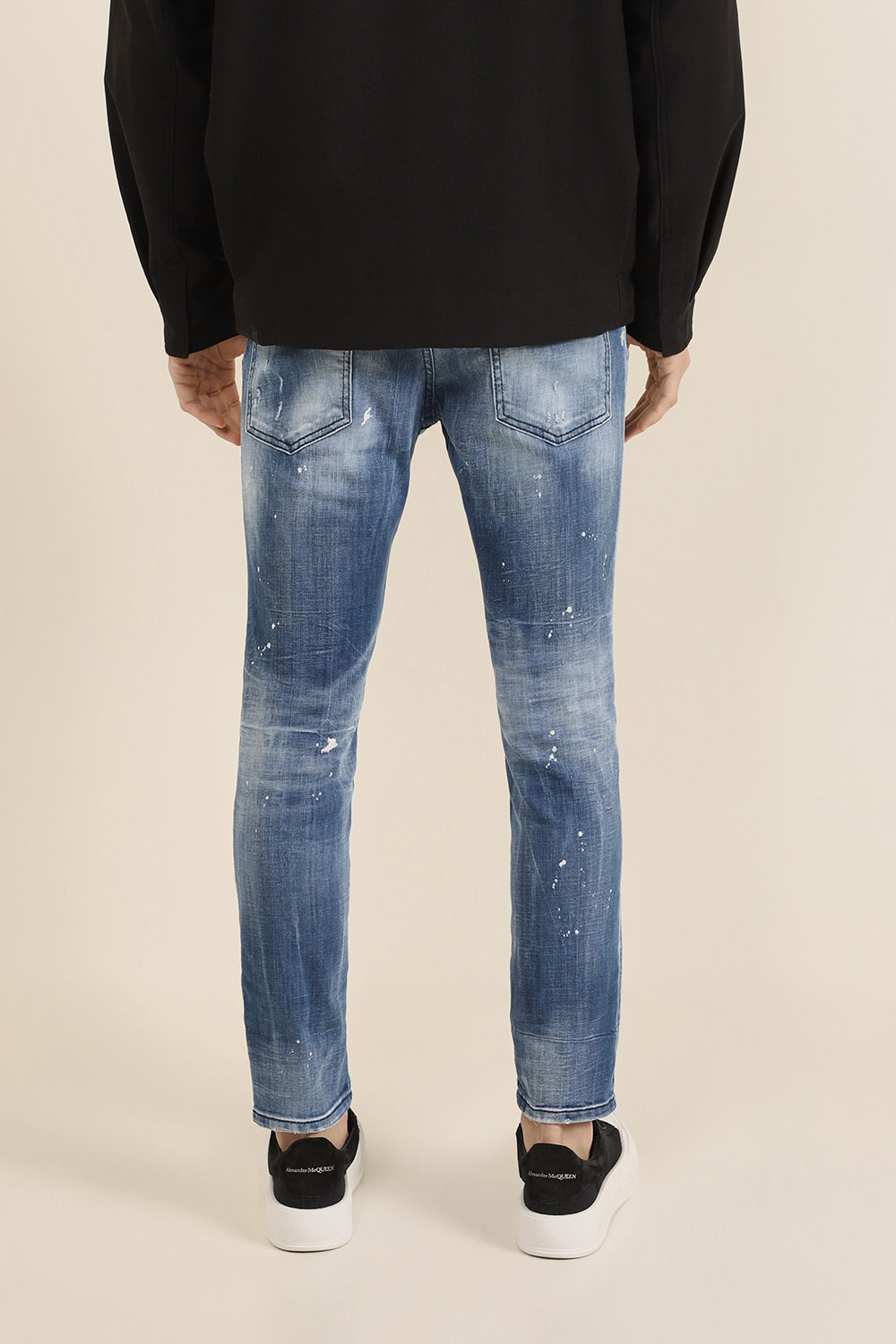 תמונת דוגמן אחורית של מכנסי ג'ינס סלים פיט DSQUARED2