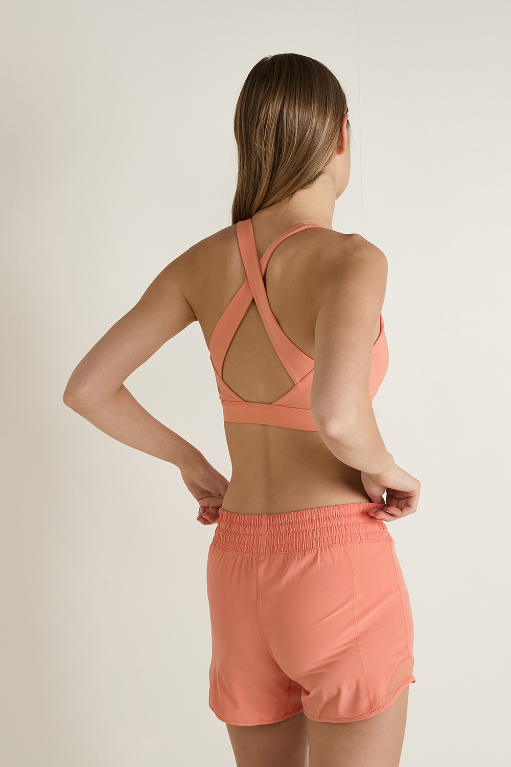 תמונת דוגמן אחורית של Envital Bra D/DD Cup LULULEMON