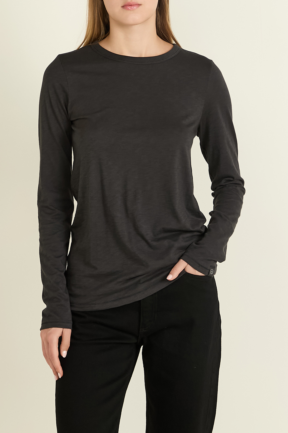 תמונת דוגמן קידמית של חולצת טי ארוכה RAG & BONE