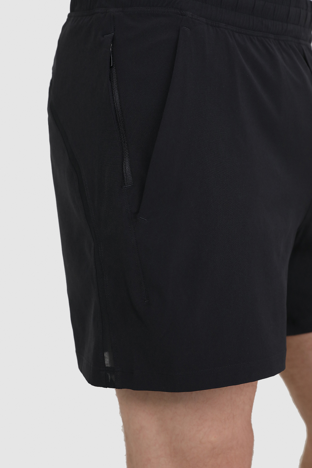 תמונת תקריב דוגמן של Pace Breaker Short LL "5