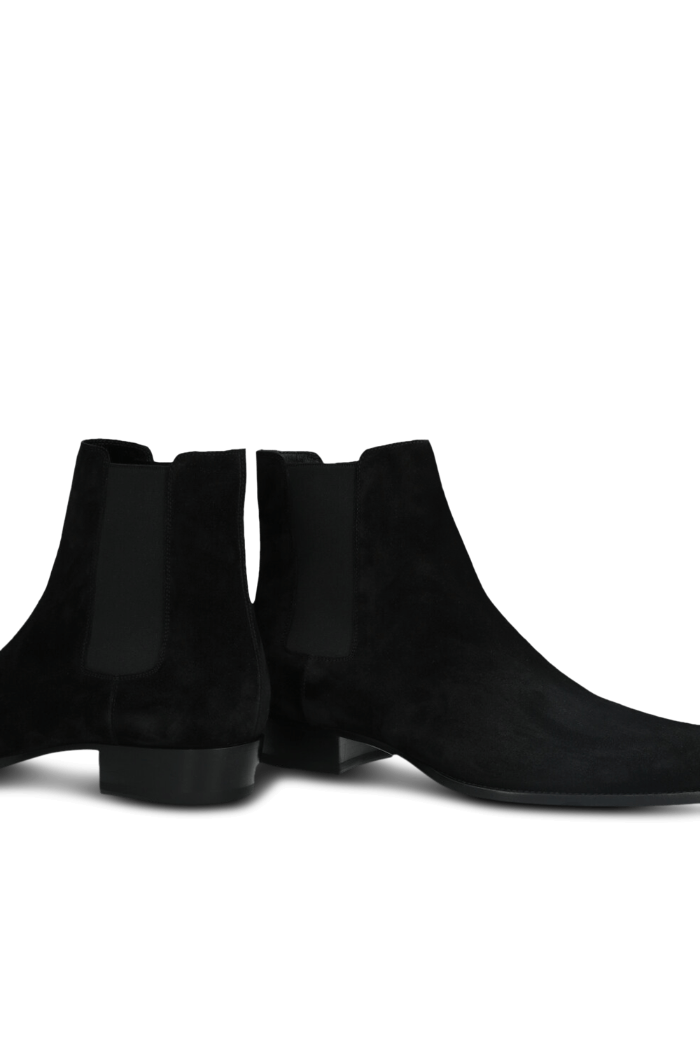 תמונת תקריב של מגפוני צ'לסי מעור זמש SAINT LAURENT