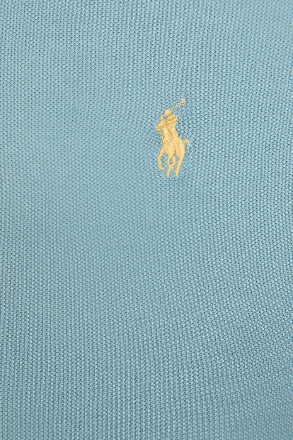 תמונה אחורית של חולצת פולו כחולה POLO RALPH LAUREN