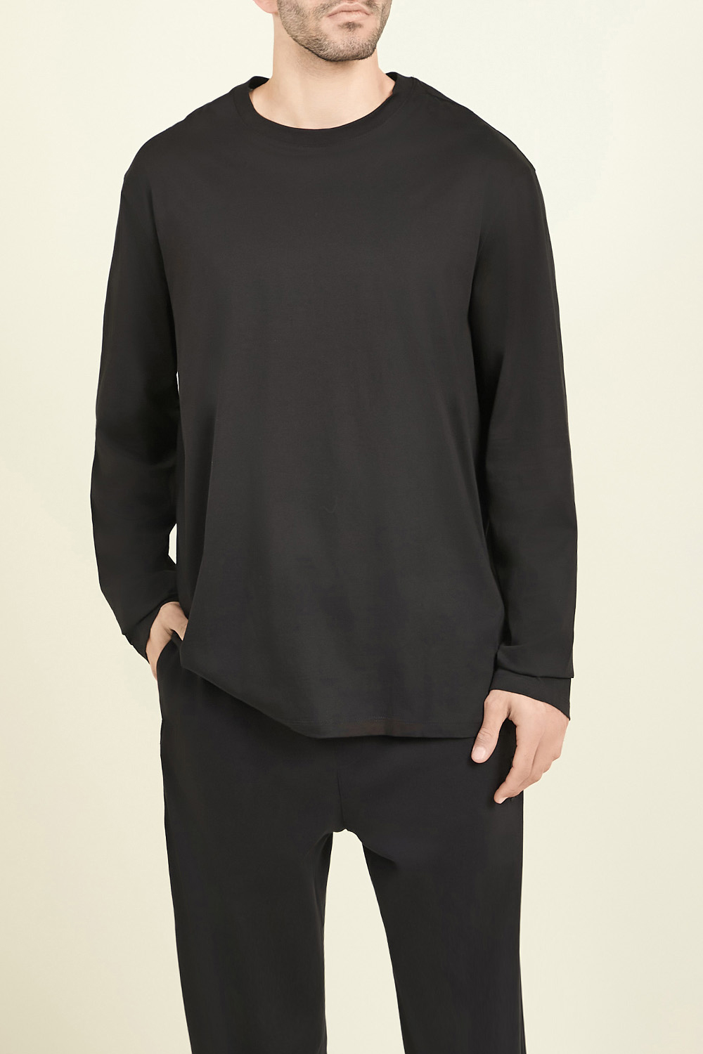 תמונת דוגמן קידמית של חולצת טי שרוול ארוך ARMANI EXCHANGE