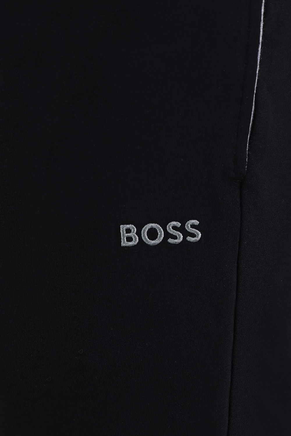 תמונה אחורית של מכנסי ג'וג BOSS