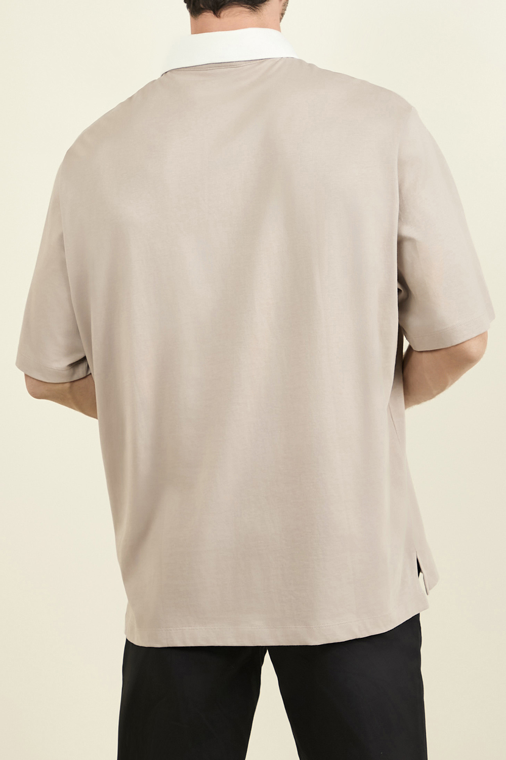 תמונת דוגמן אחורית של חולצת פולו ARMANI EXCHANGE