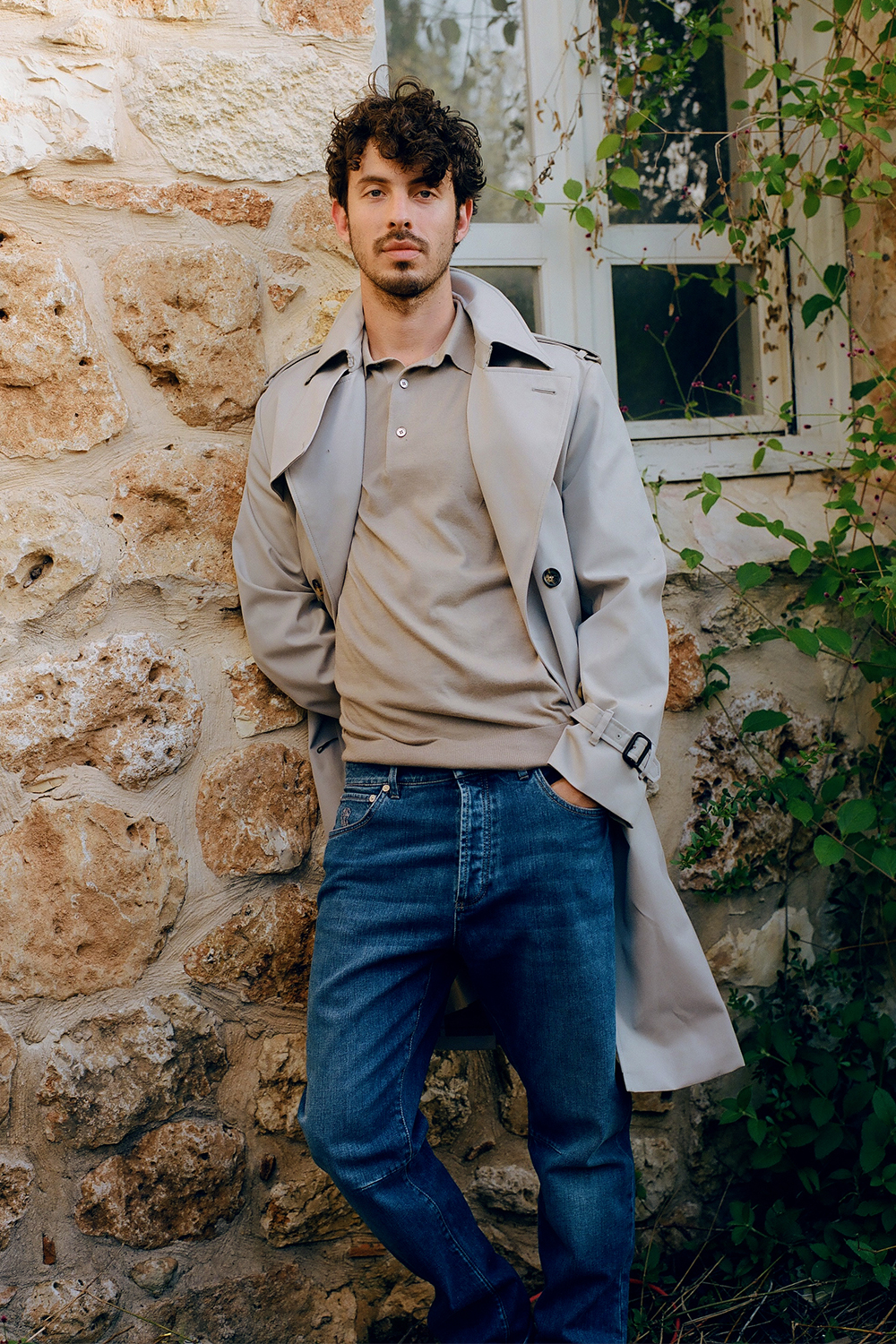 תמונת אווירה של מעיל טרנץ' BURBERRY