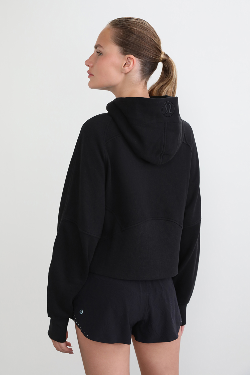 תמונת דוגמן אחורית של Scuba Oversized Full Zip
