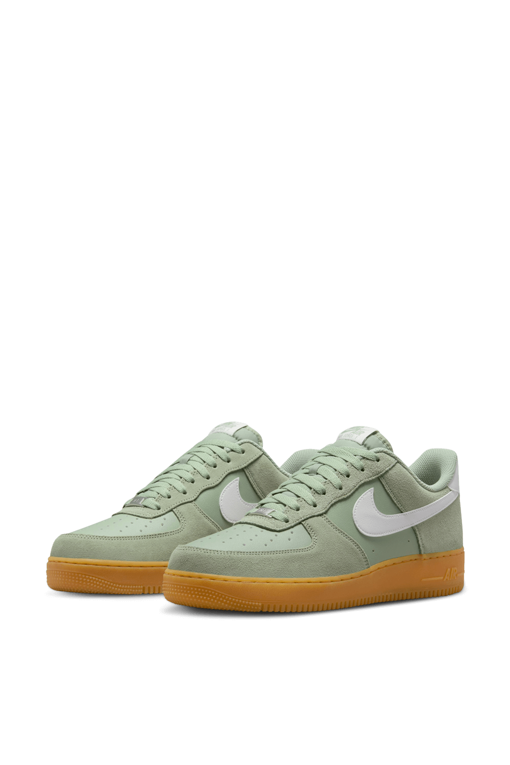 תמונת פנים של נעלי סניקרס אייר פורס 1 07 NIKE