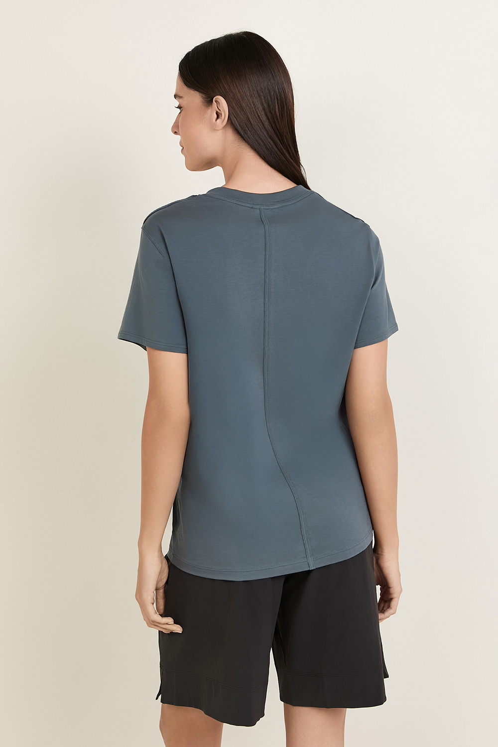 תמונת דוגמן אחורית של All Yours Cotton T-Shirt LULULEMON